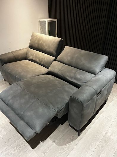 electric recliner sofa