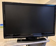 Hitachi 42" LCD TV