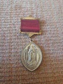 Unique Item. Late 1800s Religious Medal. Sacred Heart of Jesus. Religious.