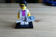 Lego minfigures series 17 Yuppie