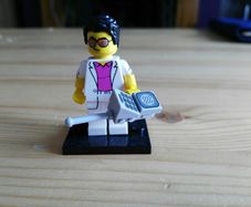 Lego minfigures series 17 Yuppie
