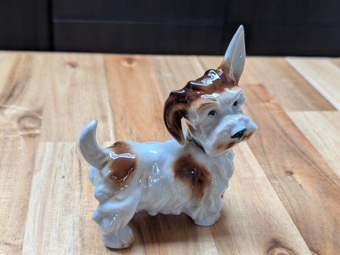 German porcelain terrier