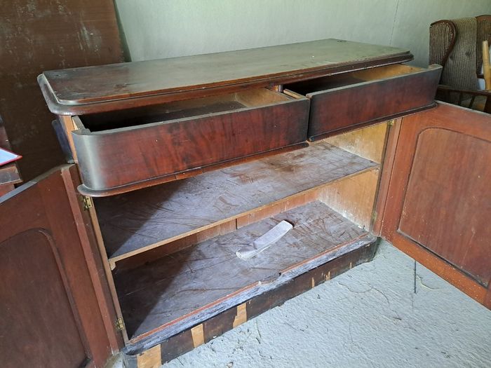 Sideboard cupboard