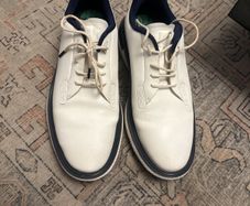 golf shoes