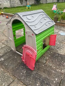 Kids Plastic Garden Playhouse - Free to Take Away