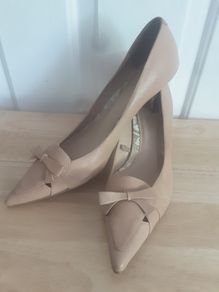 Shoes .. Size: 6 UK ..39 EU