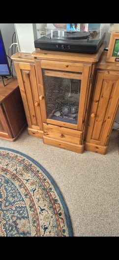 Cabinet / music centre