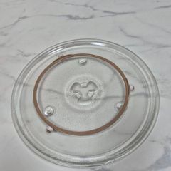 Free Mocrowave Plate