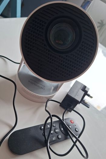 HY300 Ultra Smart Projector