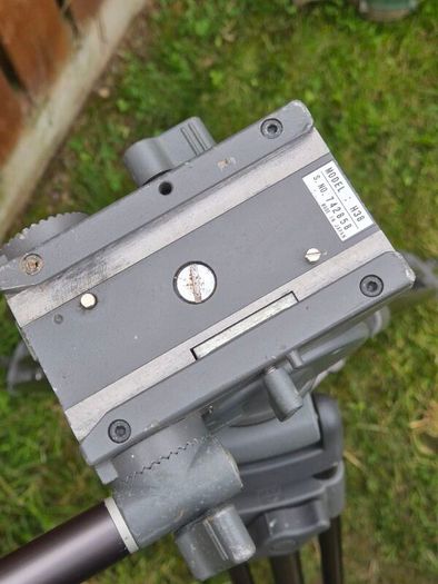 Libec video tripod with video head
