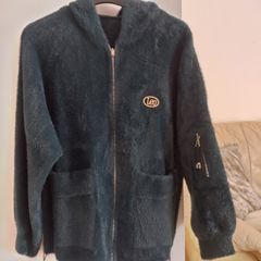 women alpaca  one size fits 8 to 12 very good quality