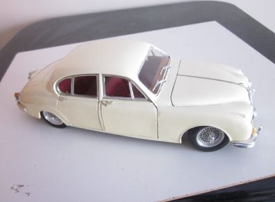 Maisto Jaguar mark ii 1959  Diecast Model Car 1/18
