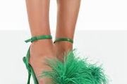 PUBLIC DESIRE Prancy Green Feather Heels Size 5!