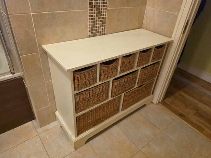 Bathroom Chest and Drawers