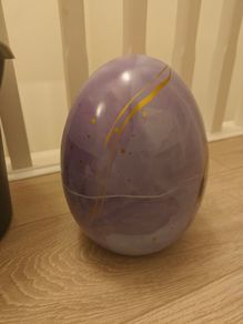 Lookfantastic Beauty Egg Purple