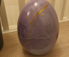 Lookfantastic Beauty Egg Purple