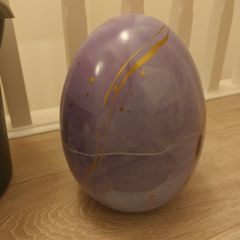Lookfantastic Beauty Egg Purple