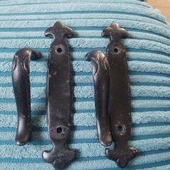 handles