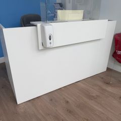 Reception desk