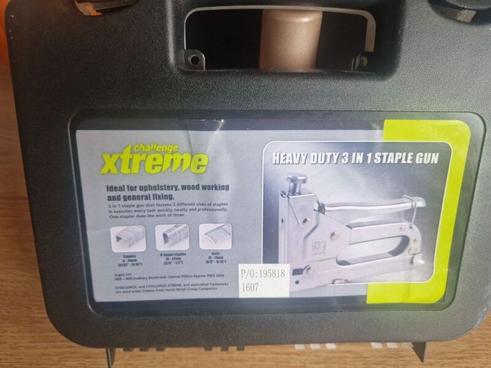 Staple gun