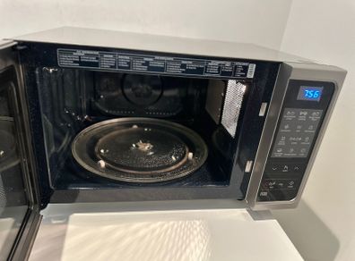 Microwave