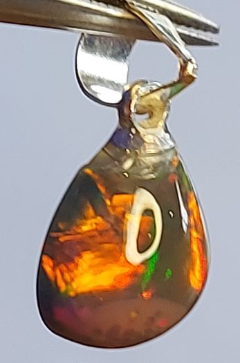Ethiopian Fire Opal Pendant 2 ct on 925 Silver