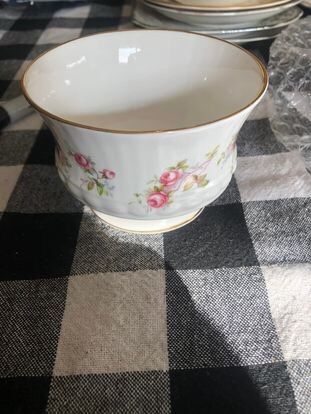 Queens Rosamund Sugar Bowl Rosina China  Co Ltd Vintage
