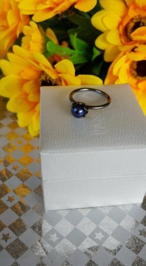 brand new pandora pearl  ring