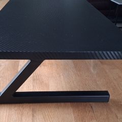 Carbon fibre effect monitor stand