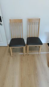 Solid Wood Dining Table (+6 chairs)
