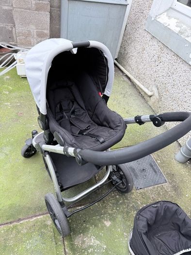 Ickle Bubba Stomp Travel System Stroller, Car Seat and Carrycot Attachment