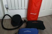Waterproof dry bag + pump + 2 x camping cushions 10e for the lot
