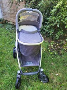 Buggy: Uppababy Vista travel system