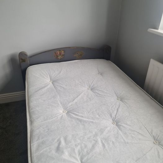 single bed