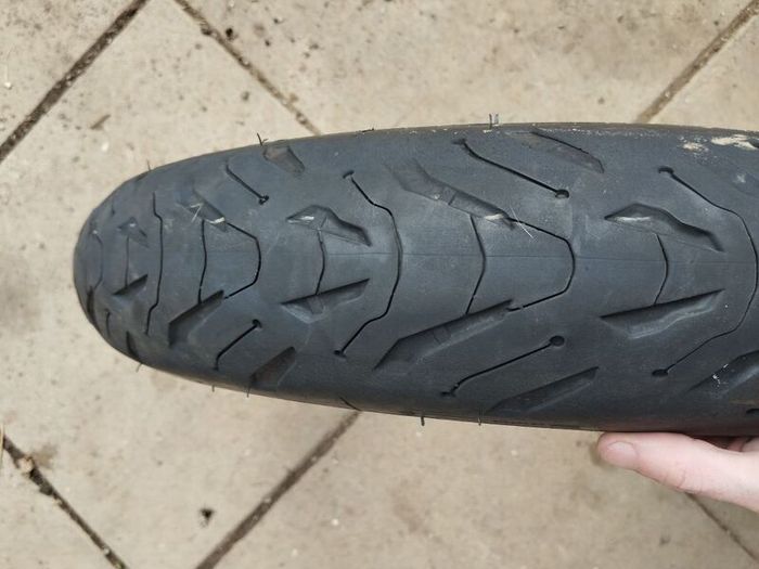 120/70/19 tyre