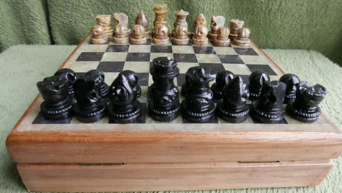 Chess Set made from Stone and Wood 6,5" x 6,5"
