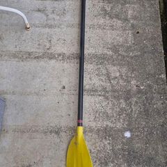 G1 Maverick kayak paddle.