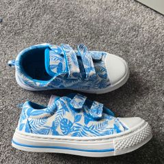 boys summer shoes/canvas