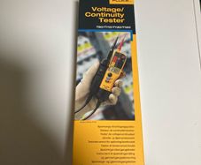 Fluke T130 Tester