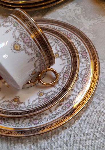 Royal Cauldon tea set