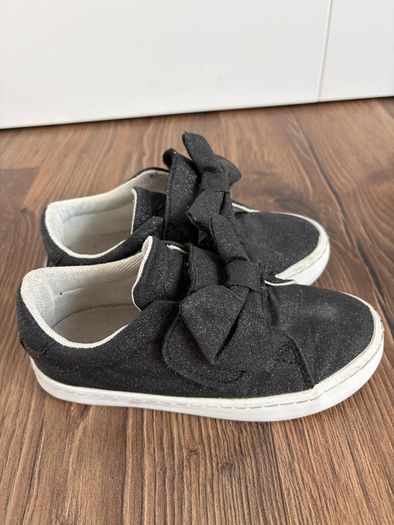 Girls black glitter trainers with beautiful bows size 9