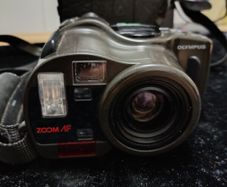 Olypus AZ-330 Classic Super-Zoom 35mm AF Camera