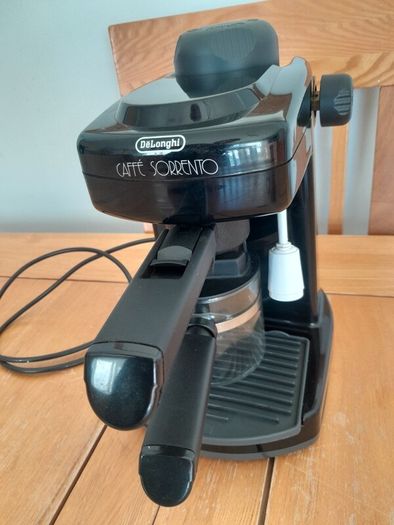 DeLonghi Caffe Sorrento coffee machine FREE
