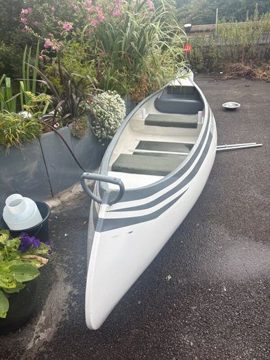 16 ft Canadian Canoe