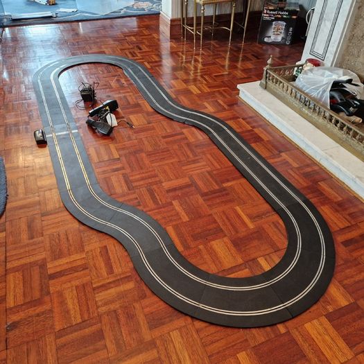 Scalextric Speedway Set: GP Racers Edition