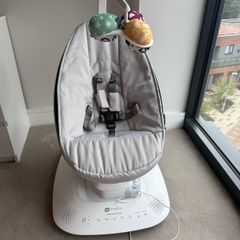 MamaRoo 5 baby swing