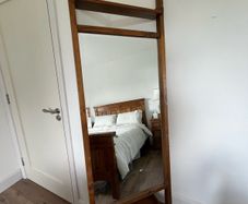 Bed lockers and mirror