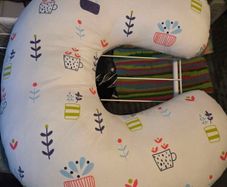 Breastfeeding pillow