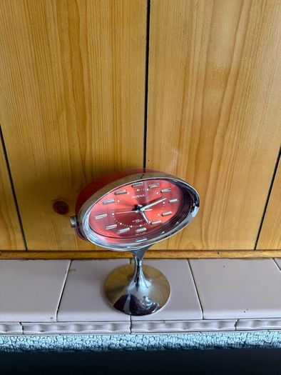 Vintage Samsung Alarm Clock Royal model 5