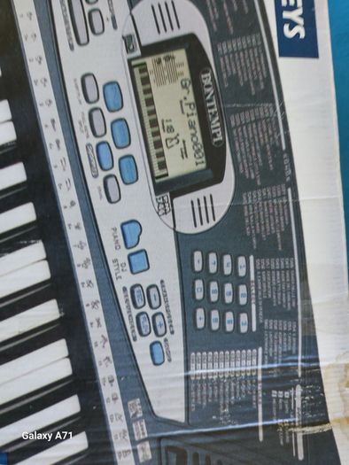 Bontempi System 5 Plus, 61 Professional key keyboard, Model No PM-746, with charger, headphones, songbooks,music sheet stand, new, never used